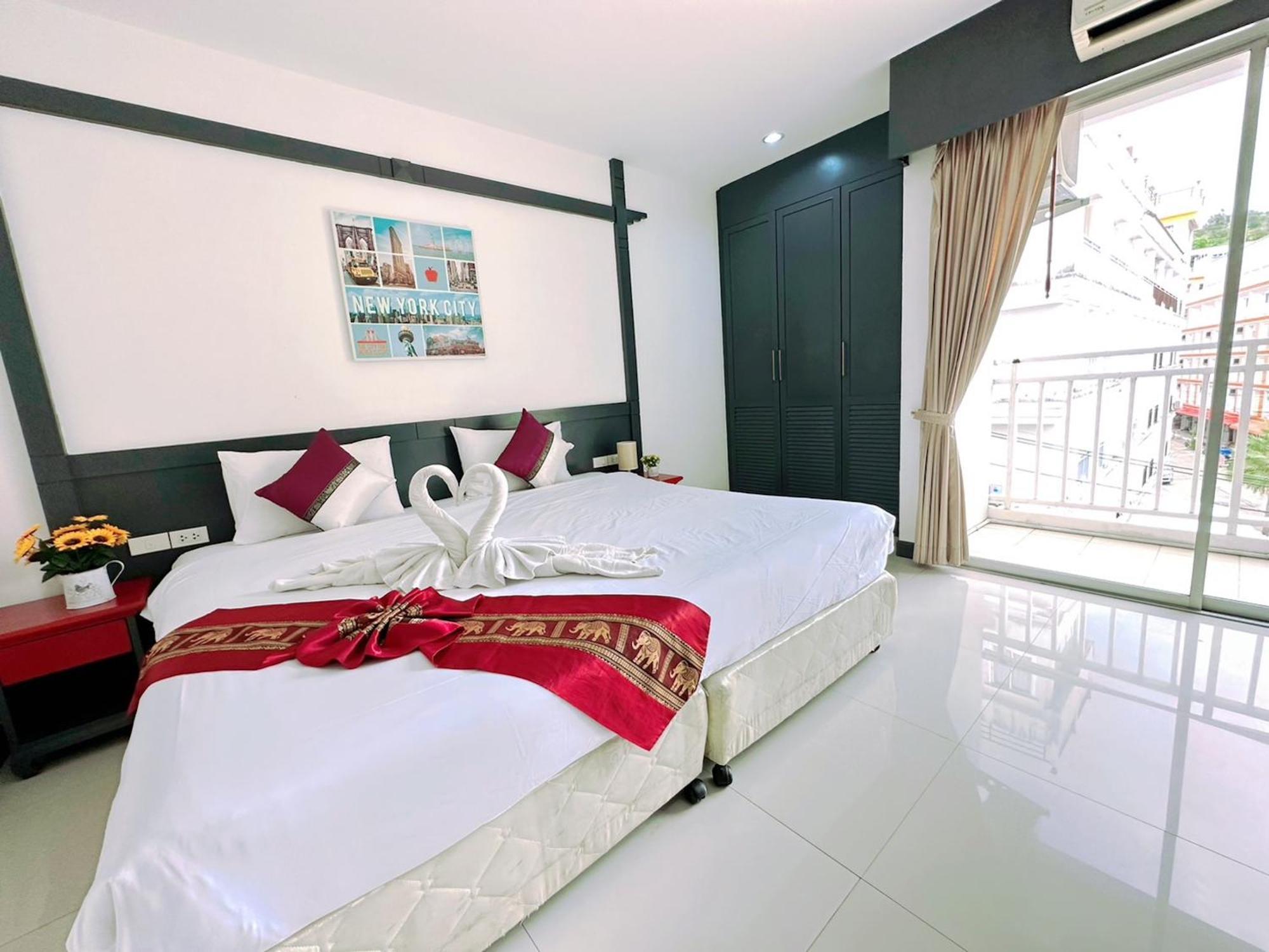 Hotel Baya Phuket Patong Habitación foto